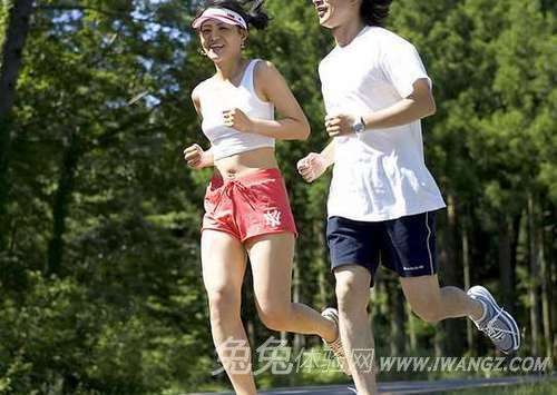 女性经期前2周慢跑更易伤膝盖