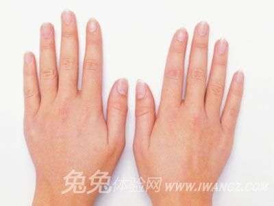 读懂10种指甲颜色自测疾病