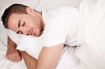 男人睡前养生保健要注意哪些