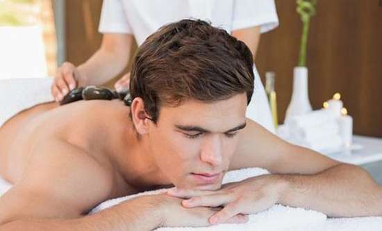 男子spa会所告诉您水果是瘦身的冠军？