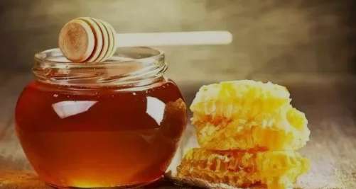 蜂蜜加一物，排出全身毒，医生经常喝它