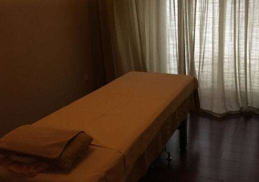 范长伟灸草堂寒山灸